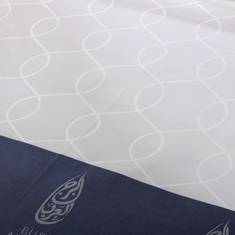 Yarn Dyed Customized Logo 100% Cotton Bedding Set Yarn Dyed Customized Logo 100% Cotton Bedding Set